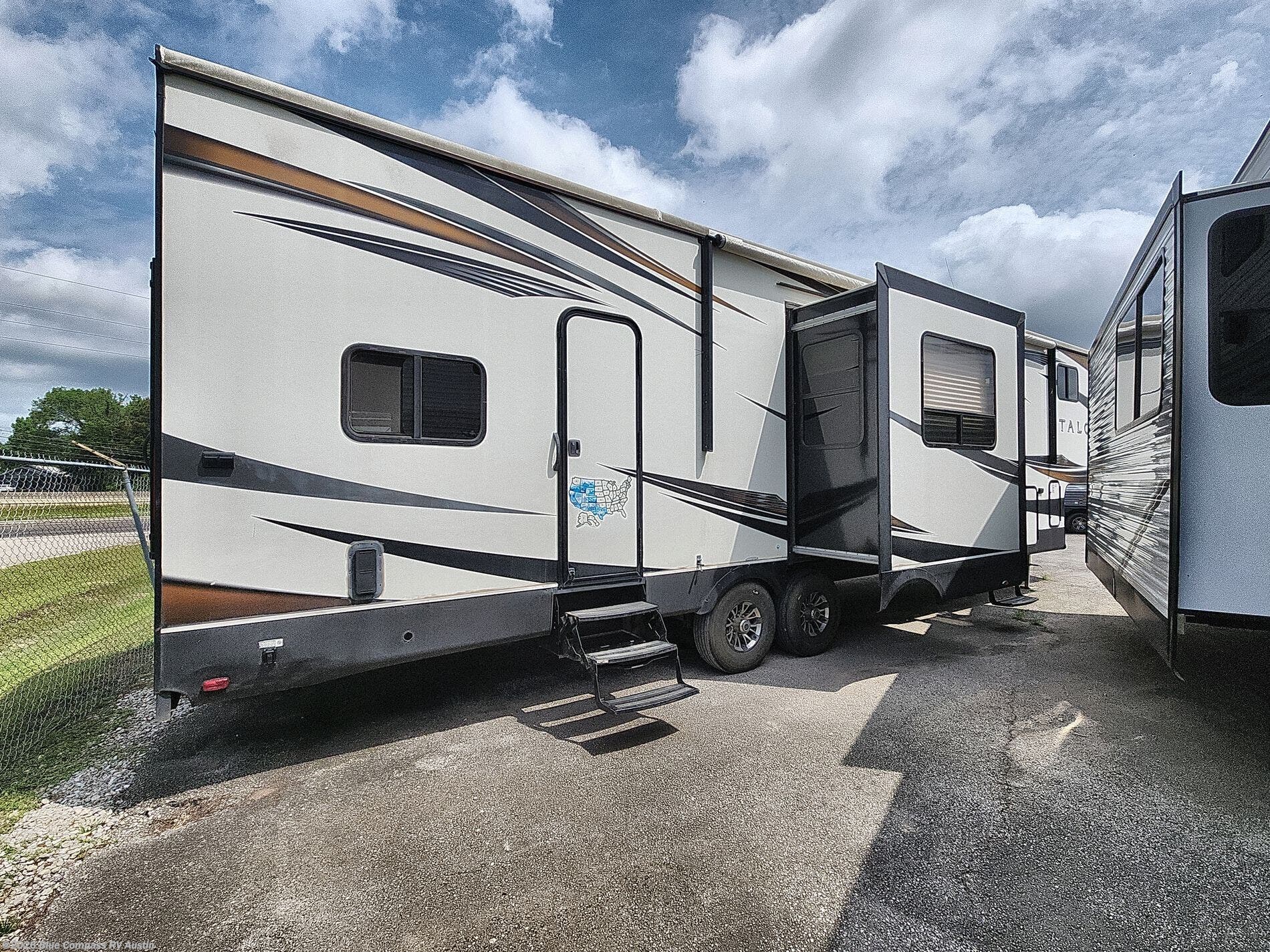 2018 Talon 413T by Jayco from Blue Compass RV Austin in Buda, Texas