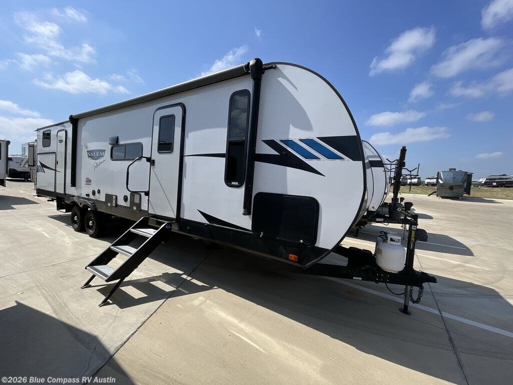 2023 Salem Cruise Lite Platinum 32BHDSX by Forest River from Blue Compass RV Austin in Buda, Texas