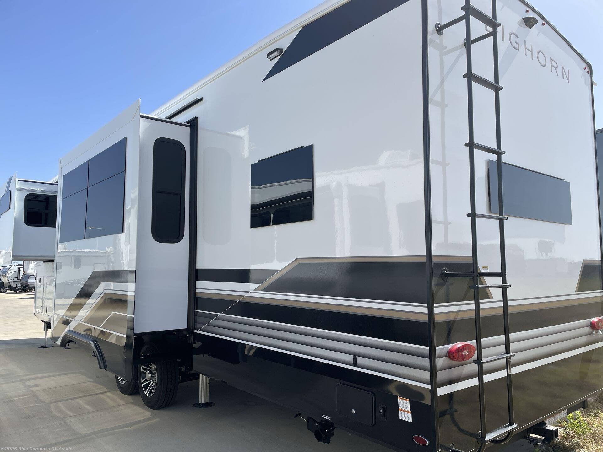 2027 Bighorn 39RK by Heartland from Blue Compass RV Austin in Buda, Texas