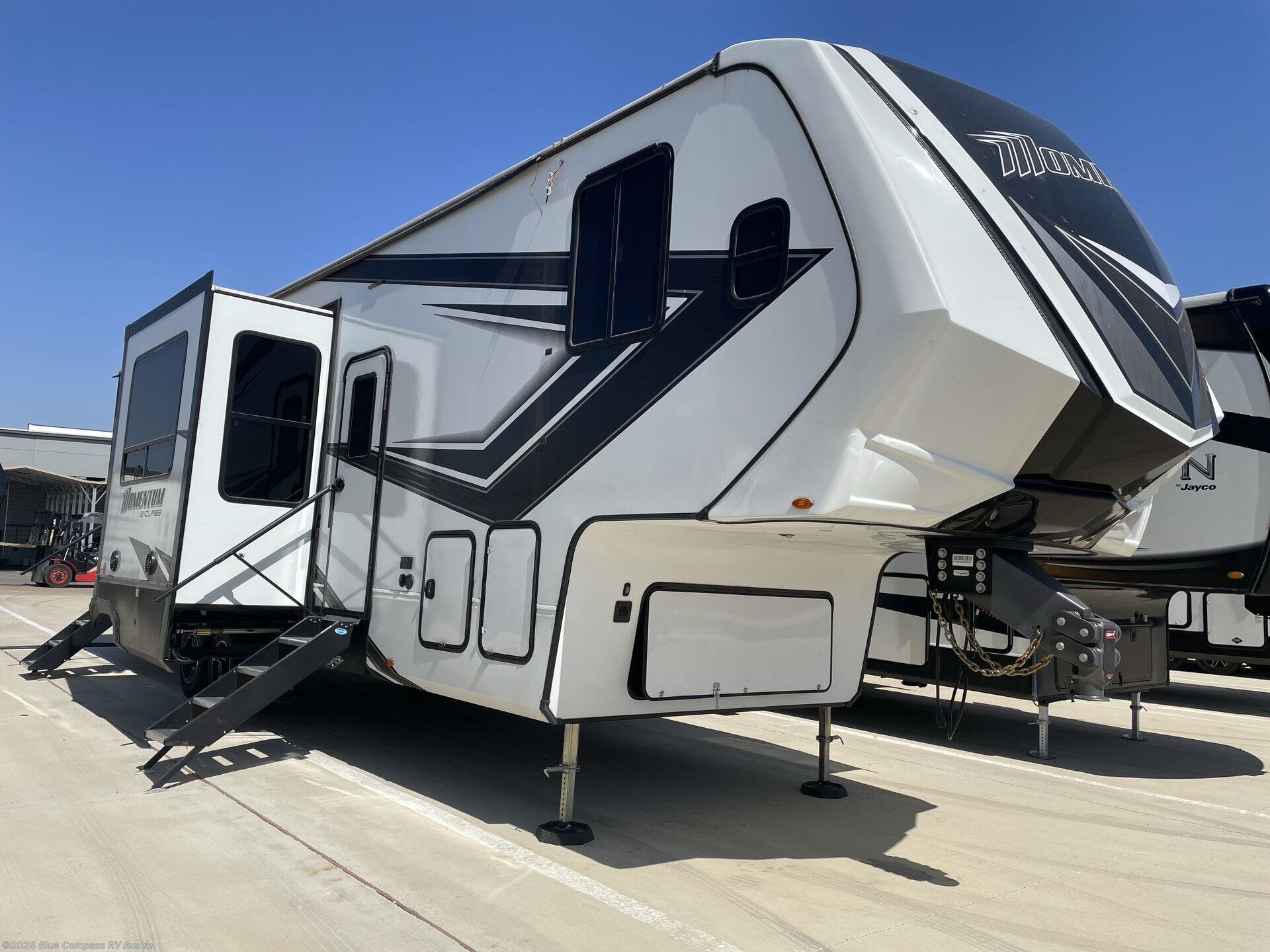 2024 Momentum 350G by Grand Design from Blue Compass RV Austin in Buda, Texas