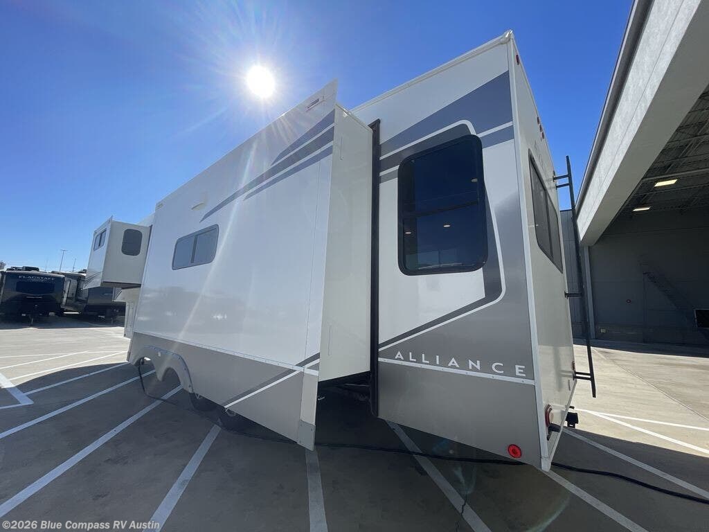 New 2026 Alliance RV Avenue 32RLS available in Buda, Texas
