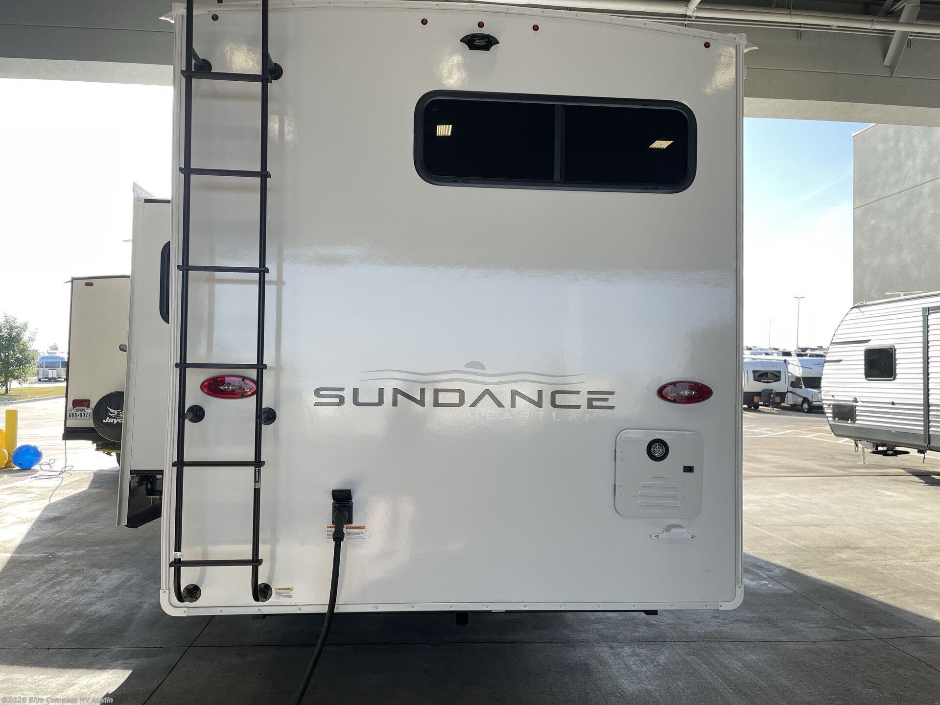 2027 Sundance 27OKFK by Heartland from Blue Compass RV Austin in Buda, Texas