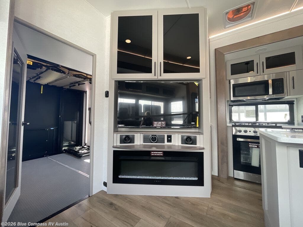 New 2026 Alliance RV Valor 36V11 available in Buda, Texas