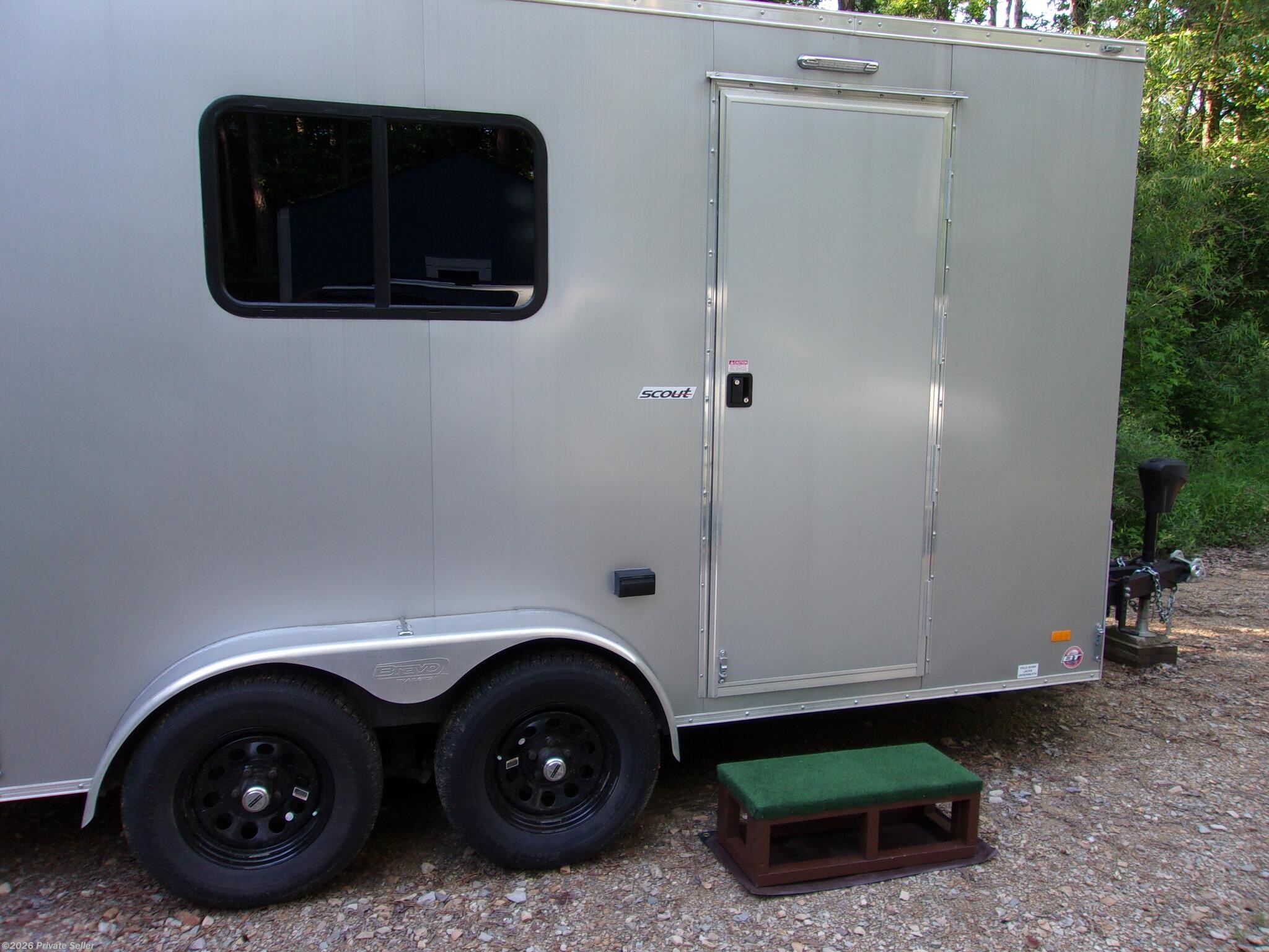 2022 Custom Travel Trailer - Used Travel Trailer For Sale by For Sale By Owner in Linden, Texas features TV Antenna, Power Hitch Jack, AM/FM/CD, Detachable Power Cord, Non-Smoking Unit