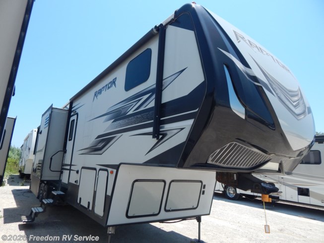 2018 Keystone Raptor 428SP #0624C0139 - For Sale in Aransas Pass, TX