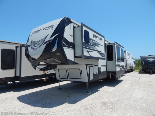 2018 Keystone Raptor 428SP #0624C0139 - For Sale in Aransas Pass, TX