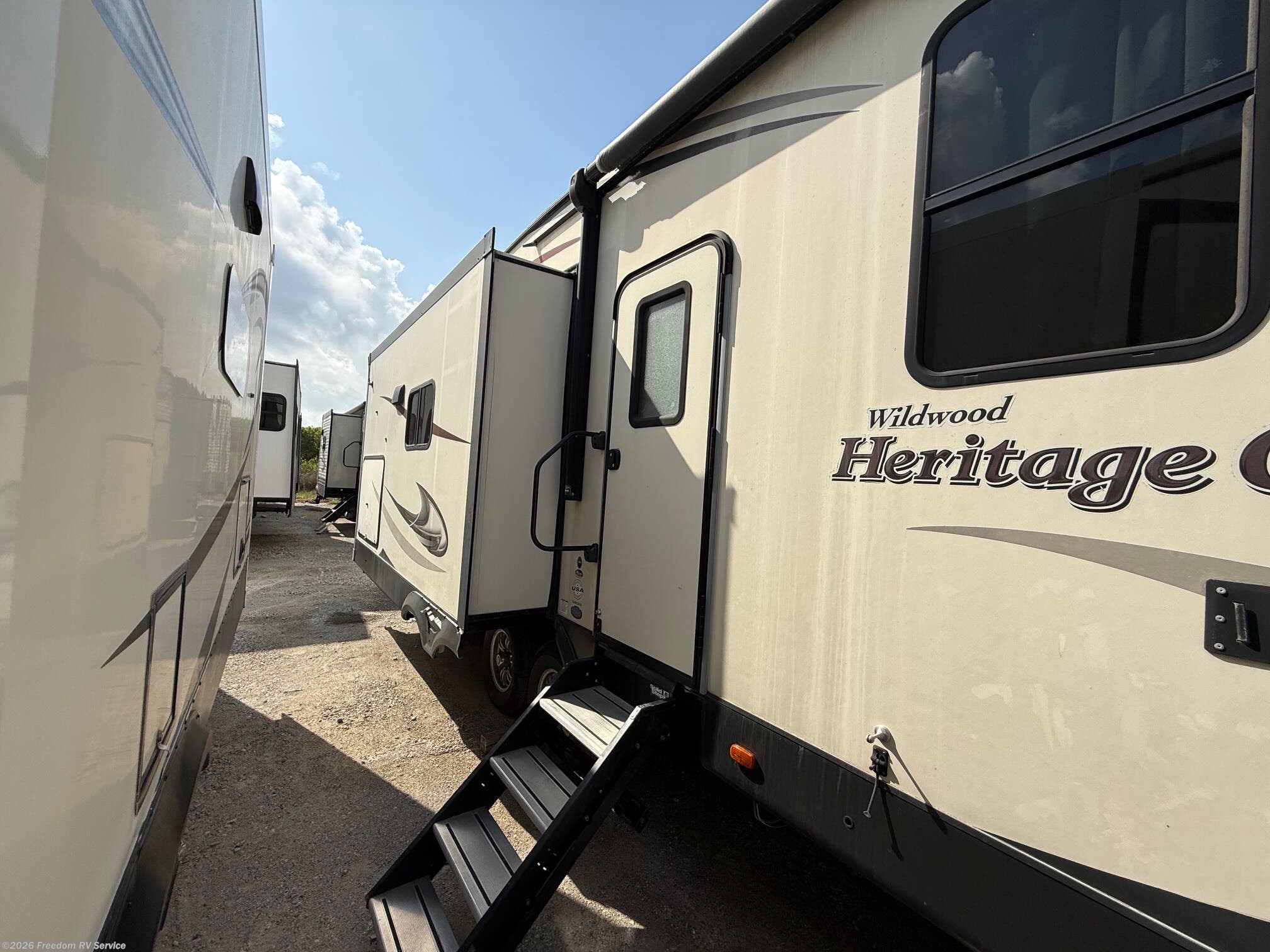 2017 Wildwood Heritage Glen 368RLBHK by Forest River from Freedom RV Service in Aransas Pass, Texas