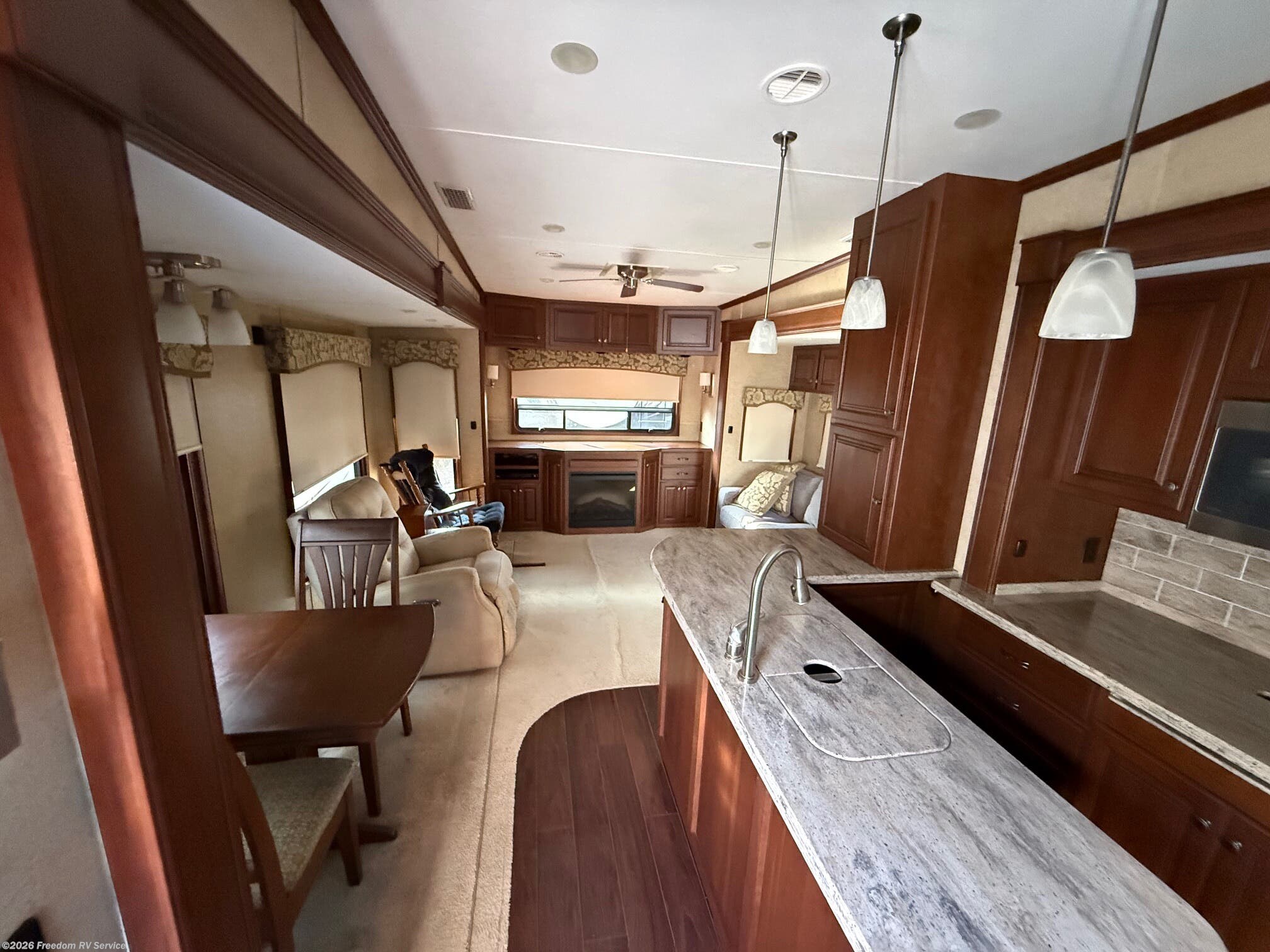 2013 Lifestyle LS37RESL by Lifestyle Luxury RV from Freedom RV Service in Aransas Pass, Texas