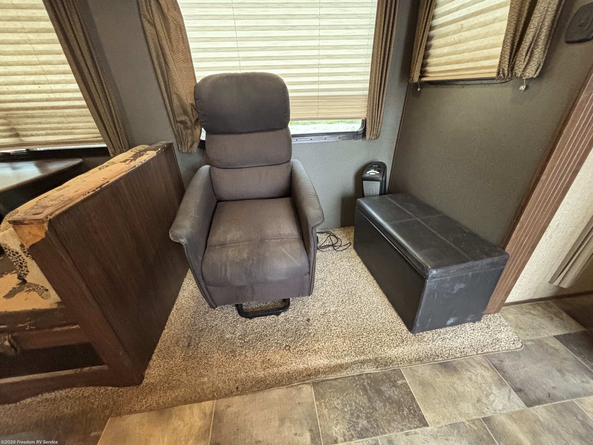 Used 2017 Keystone Sprinter Campfire 26RB available in Aransas Pass, Texas