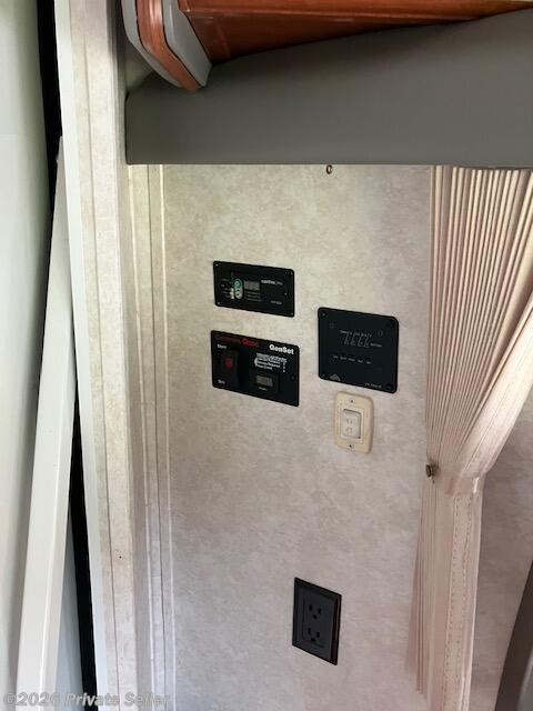 Status Readouts, Onan Start, Slide IO