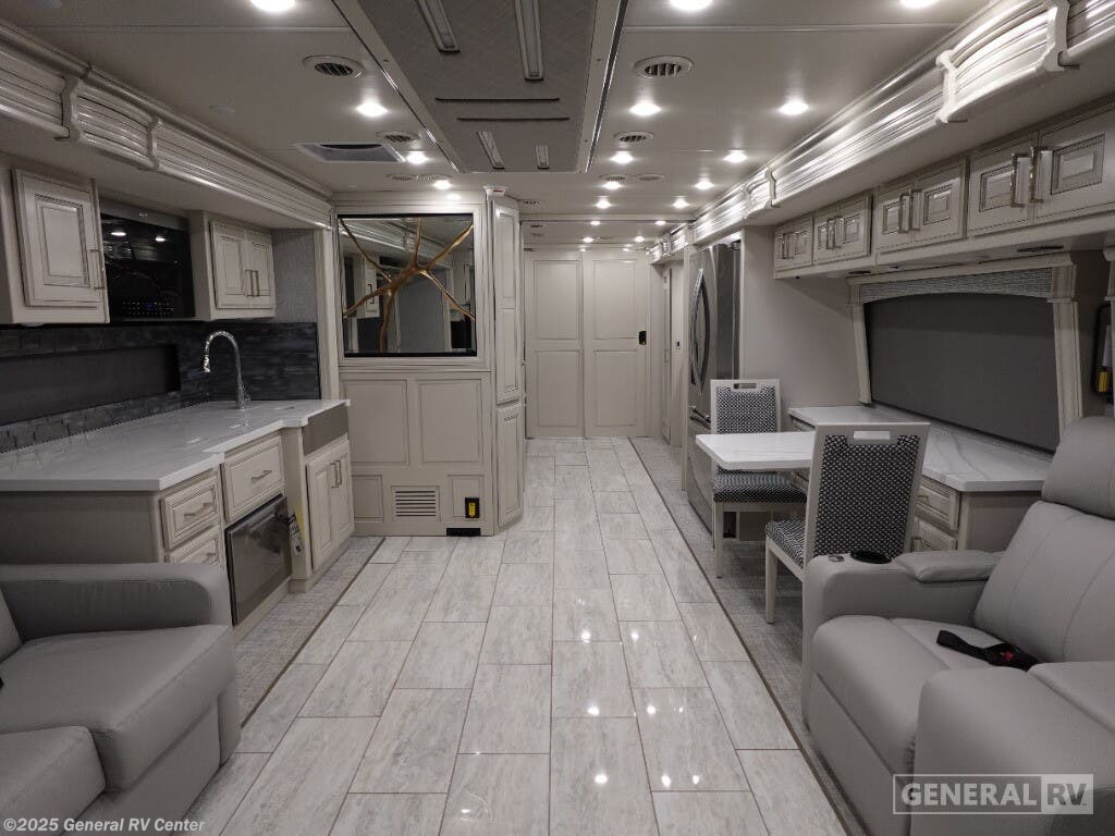 2025 Fleetwood Palisade 45CS - New Class A For Sale by General RV Center in Mesa, Arizona