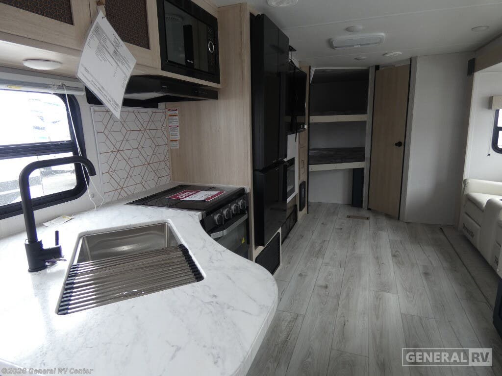 2025 Prime Time Avenger 27DBS - New Travel Trailer For Sale by General RV Center in Mesa, Arizona