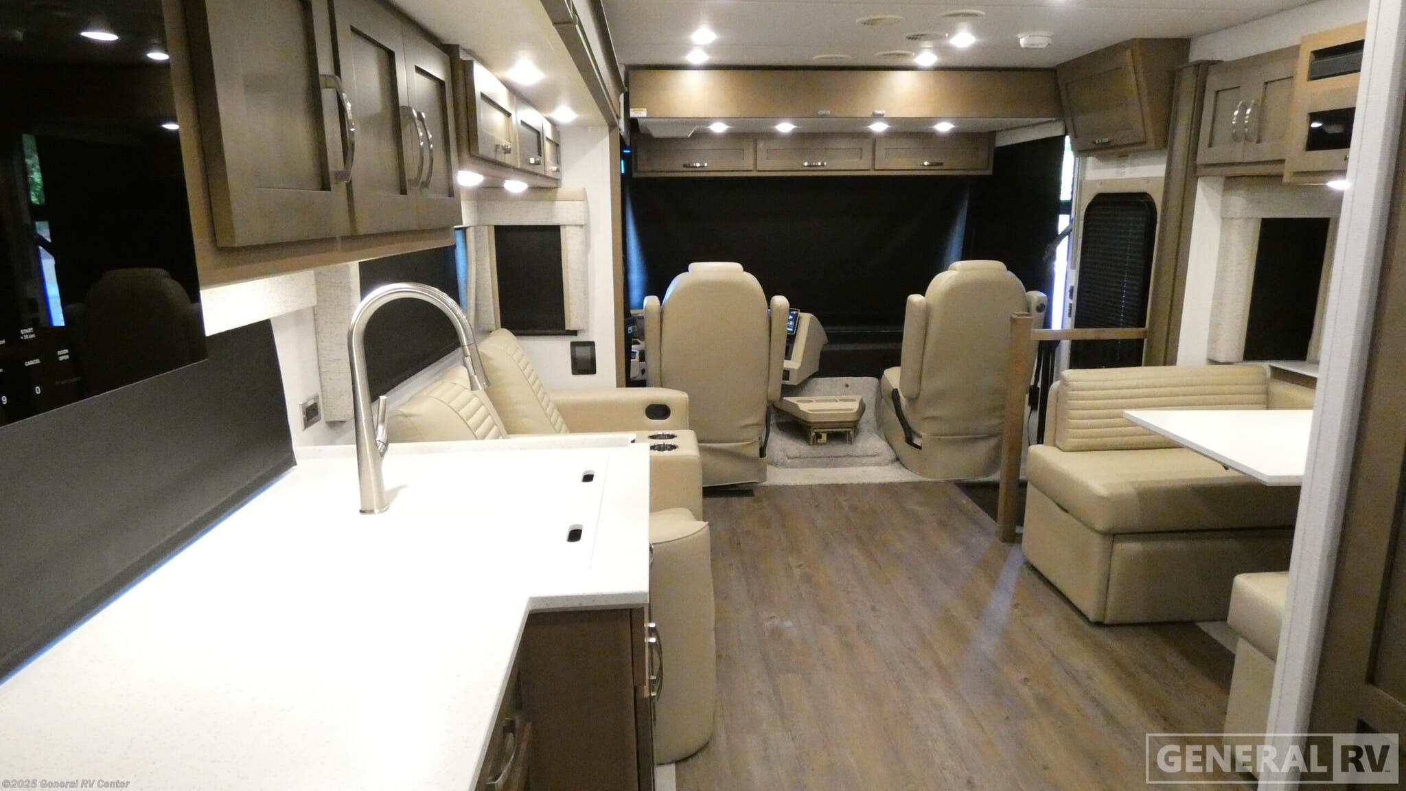 New 2026 Newmar Bay Star 3225 available in Mesa, Arizona
