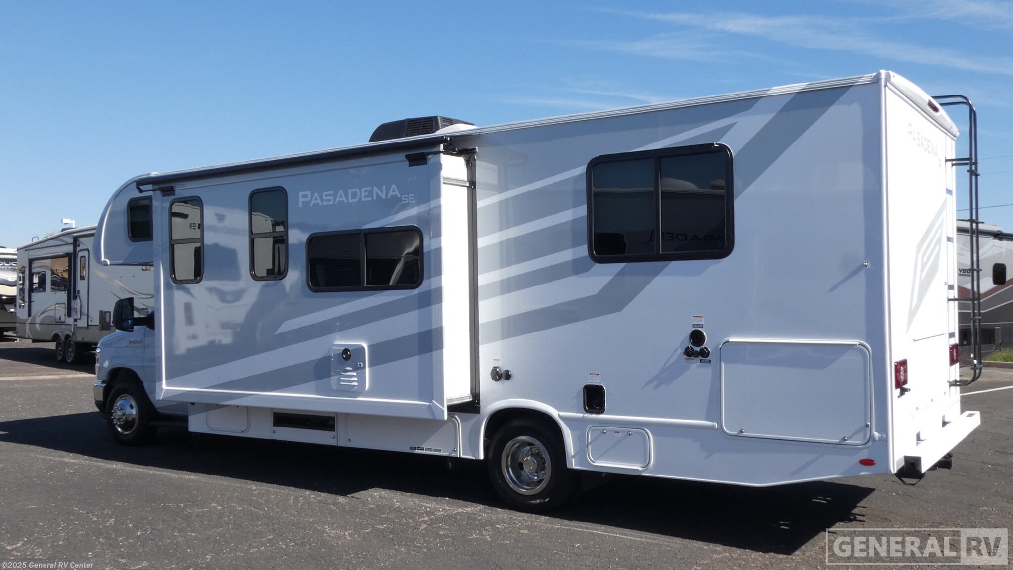 2026 Pasadena SE28 by Thor Motor Coach from General RV Center in Mesa, Arizona