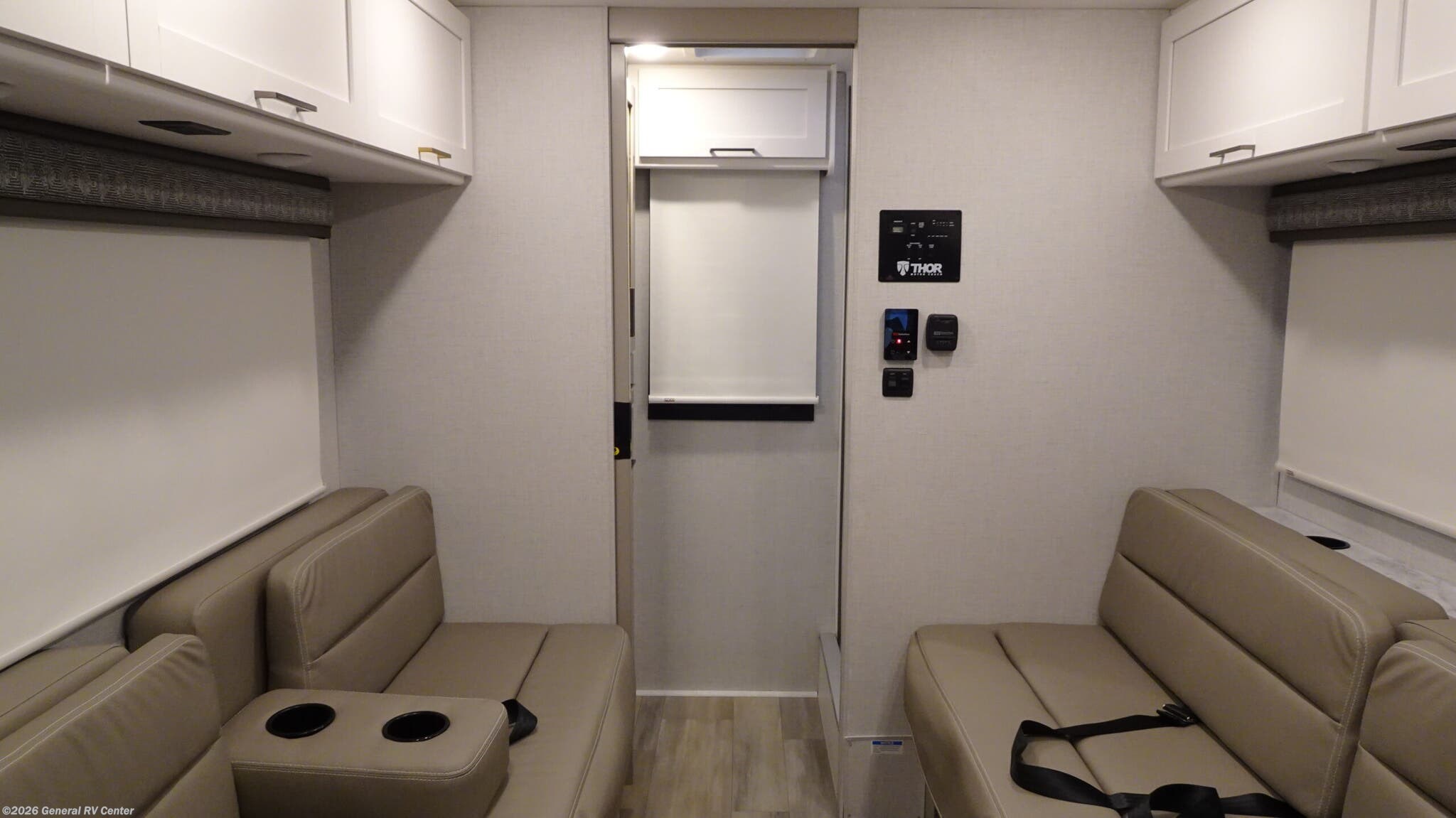 2026 Thor Motor Coach Pasadena SE SX19 Chevy - New Class C For Sale by General RV Center in Mesa, Arizona