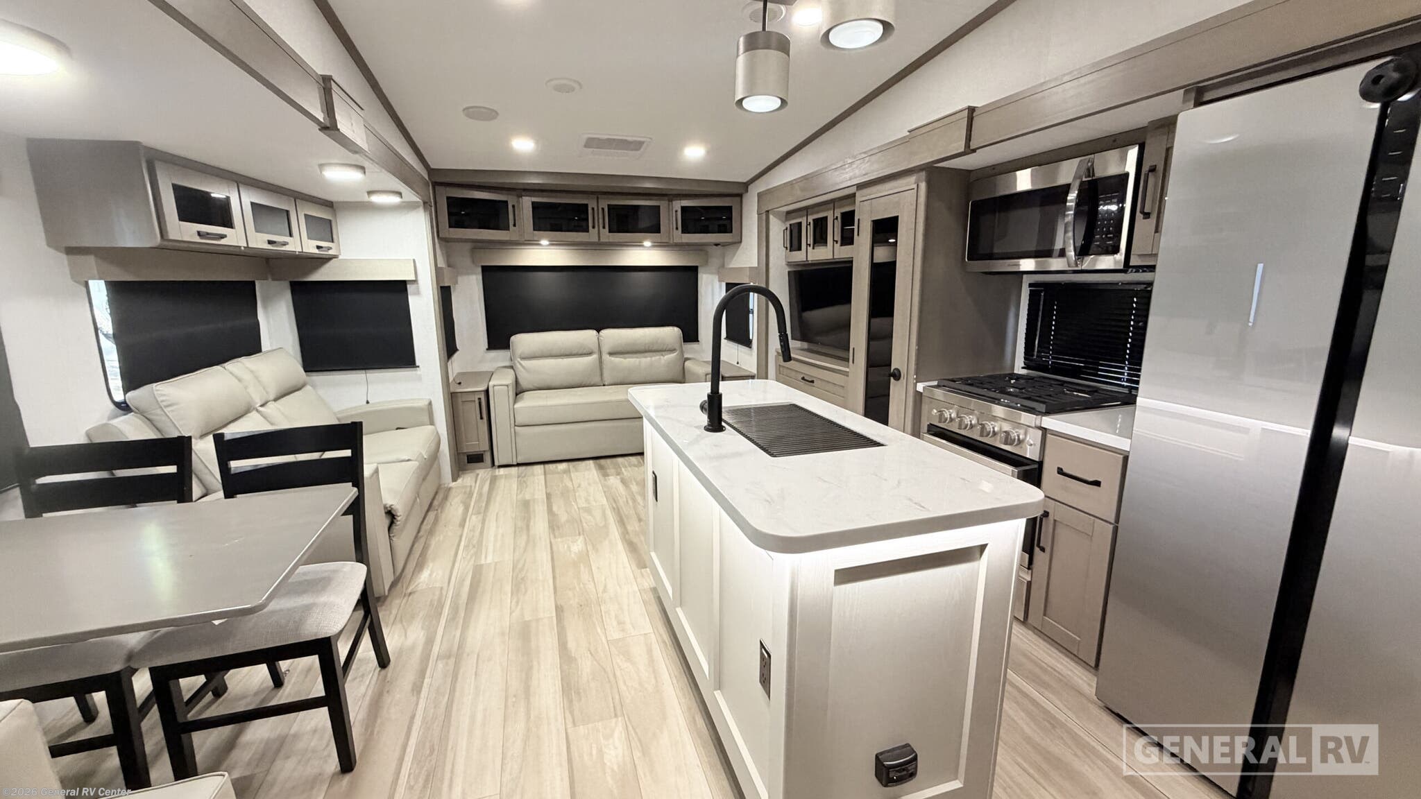 2025 Grand Design Reflection 303RLS - Used Fifth Wheel For Sale by General RV Center in Mesa, Arizona