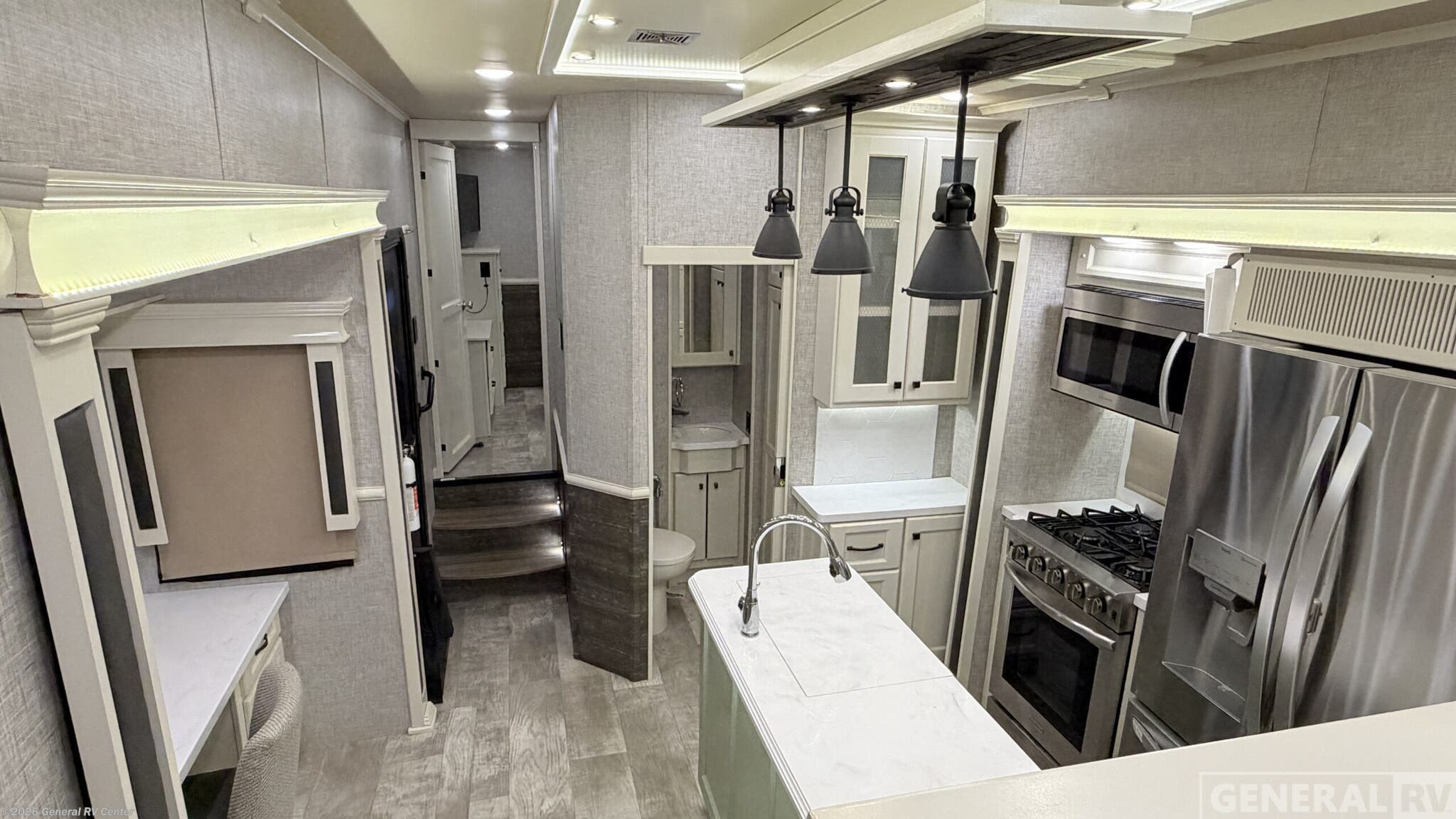 2023 Vanleigh Beacon 41FLB - Used Fifth Wheel For Sale by General RV Center in Mesa, Arizona