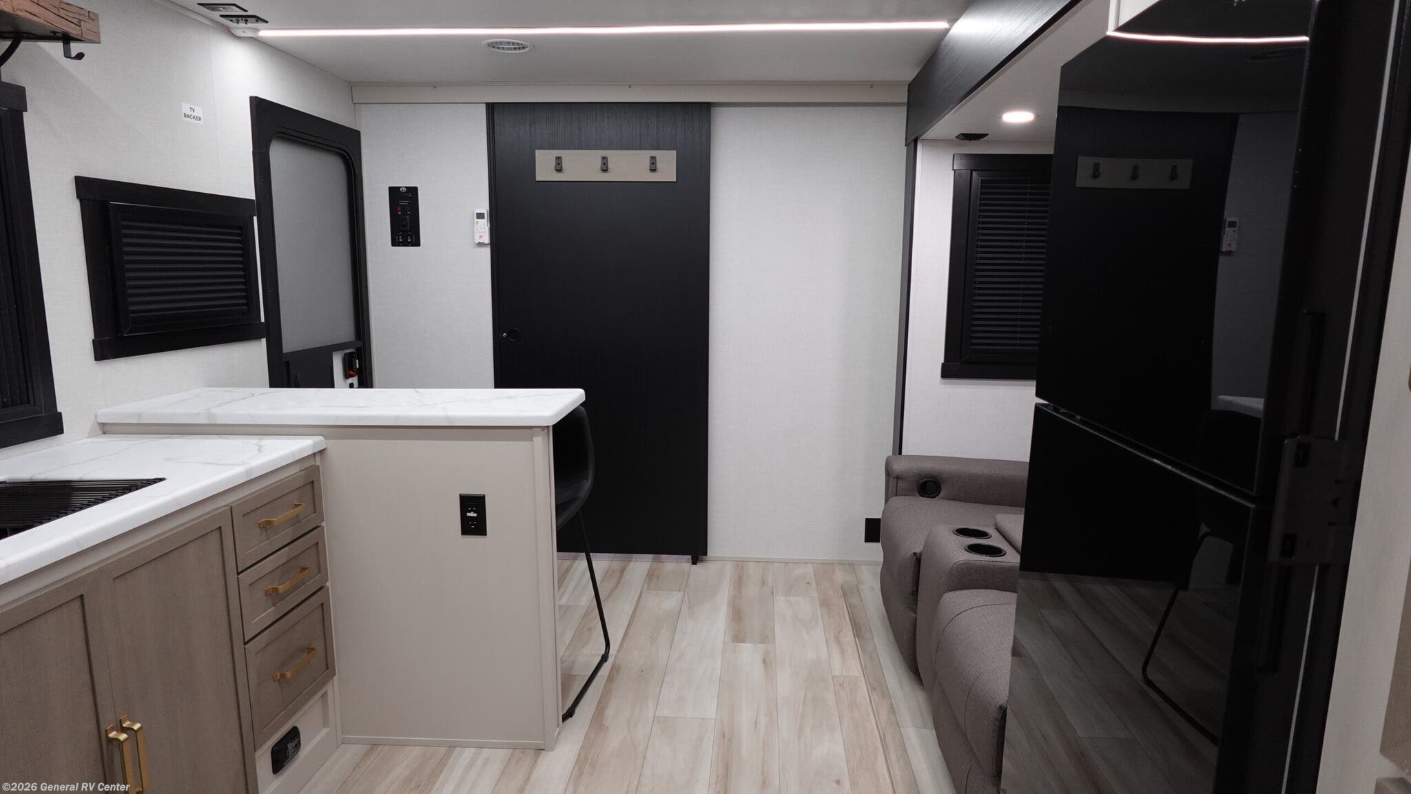 2026 Forest River SALEM-HEM 24RBHL - New Travel Trailer For Sale by General RV Center in Mesa, Arizona