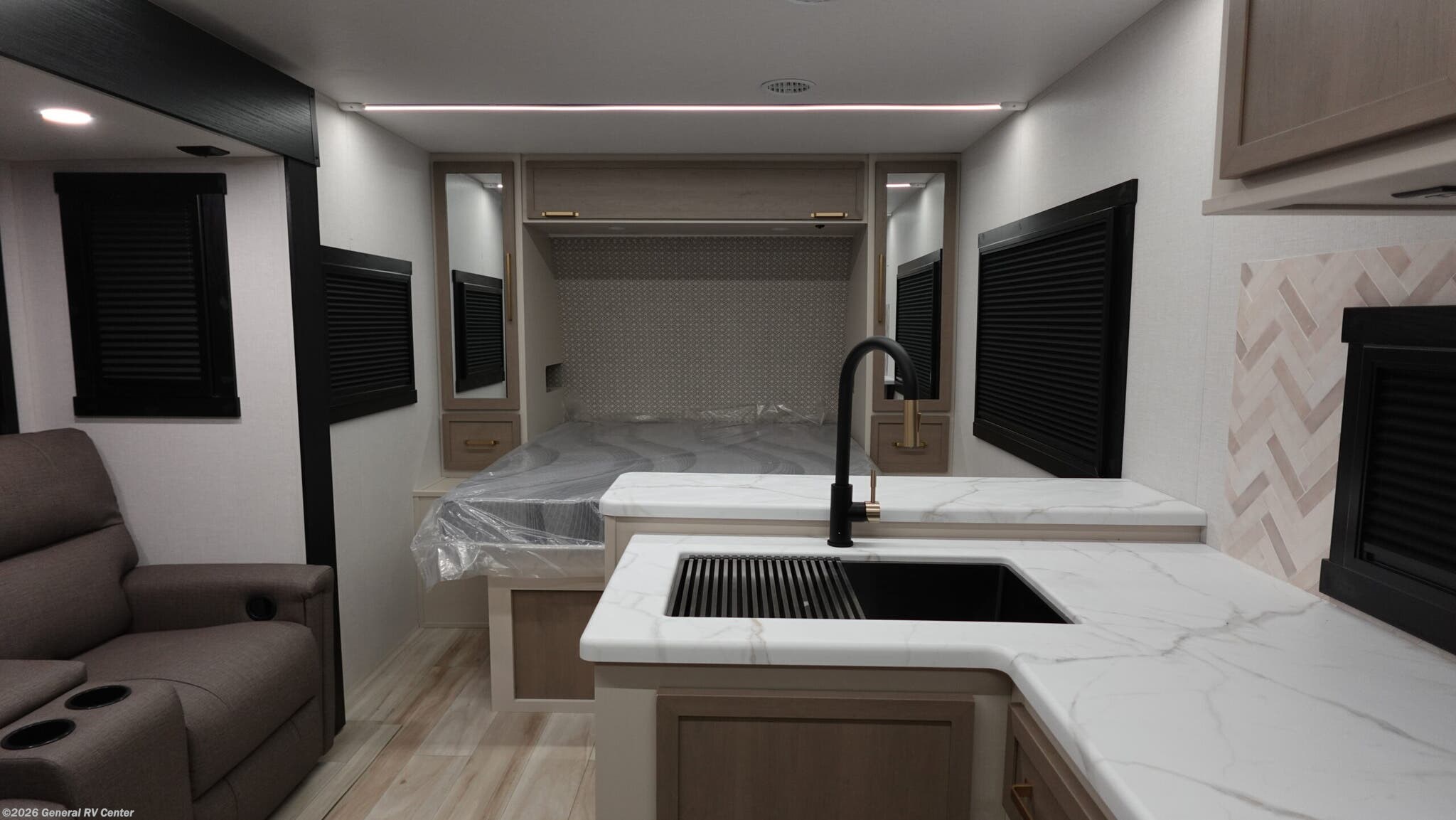 New 2026 Forest River Salem HEM 21RBHL available in Mesa, Arizona