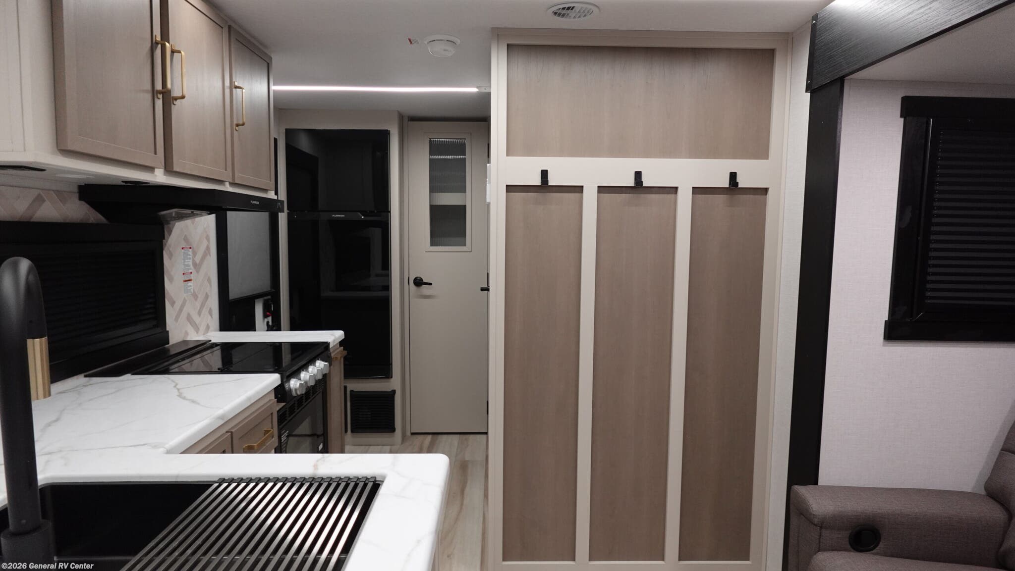 2026 Forest River Salem HEM 21RBHL - New Travel Trailer For Sale by General RV Center in Mesa, Arizona