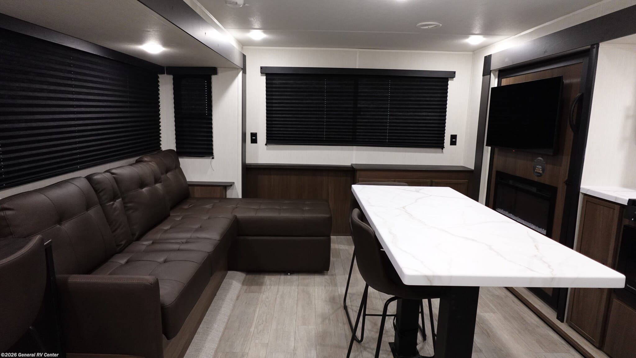 2026 Prime Time Avenger 27REI - New Travel Trailer For Sale by General RV Center in Mesa, Arizona