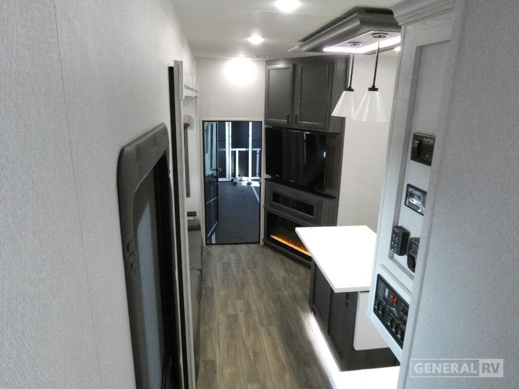 2026 East to West Takoda 400TH - New Fifth Wheel For Sale by General RV Center in Mesa, Arizona