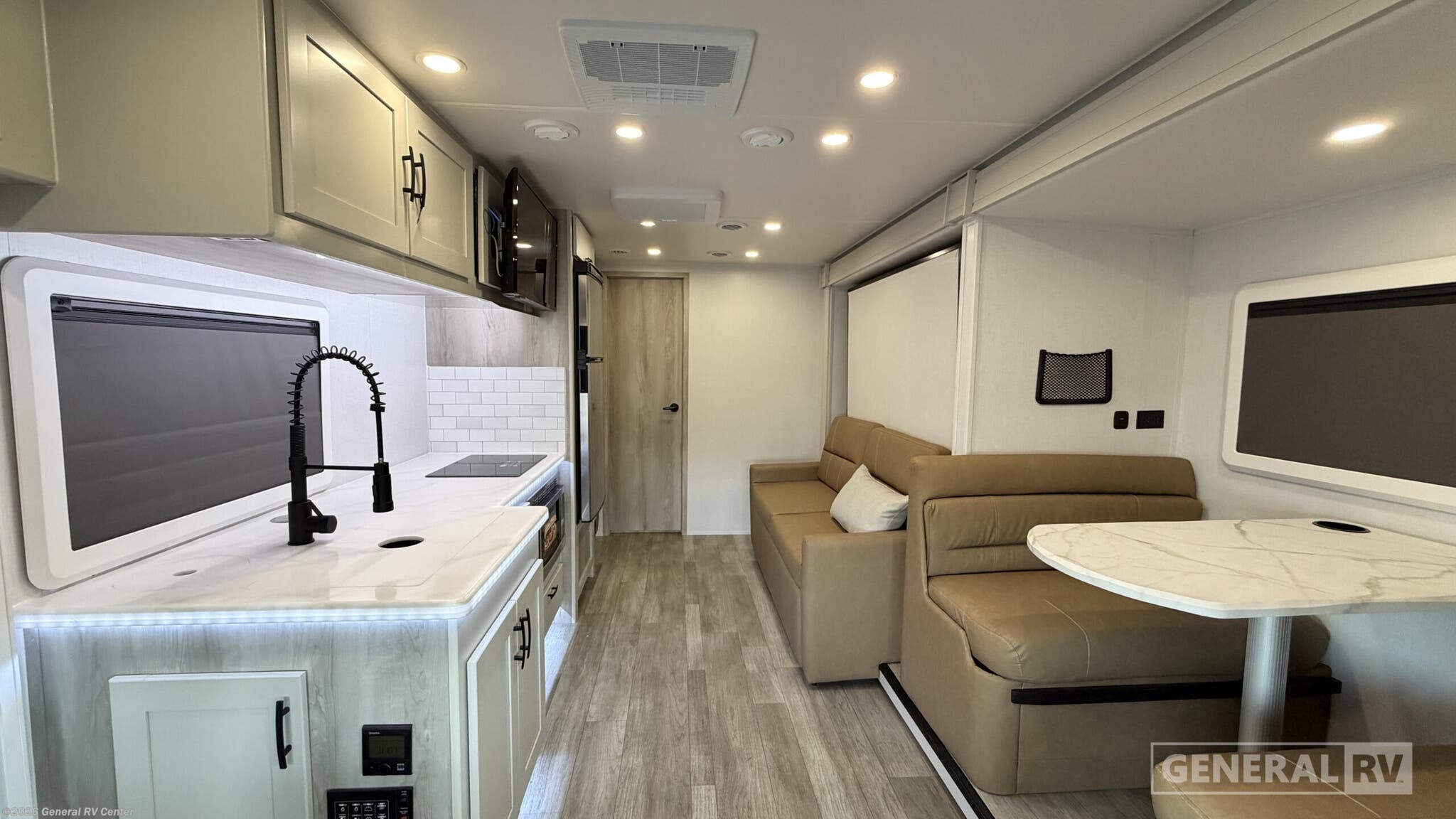 2025 Dynamax Corp ISATA 24SSSFXM - New Class C For Sale by General RV Center in Mesa, Arizona