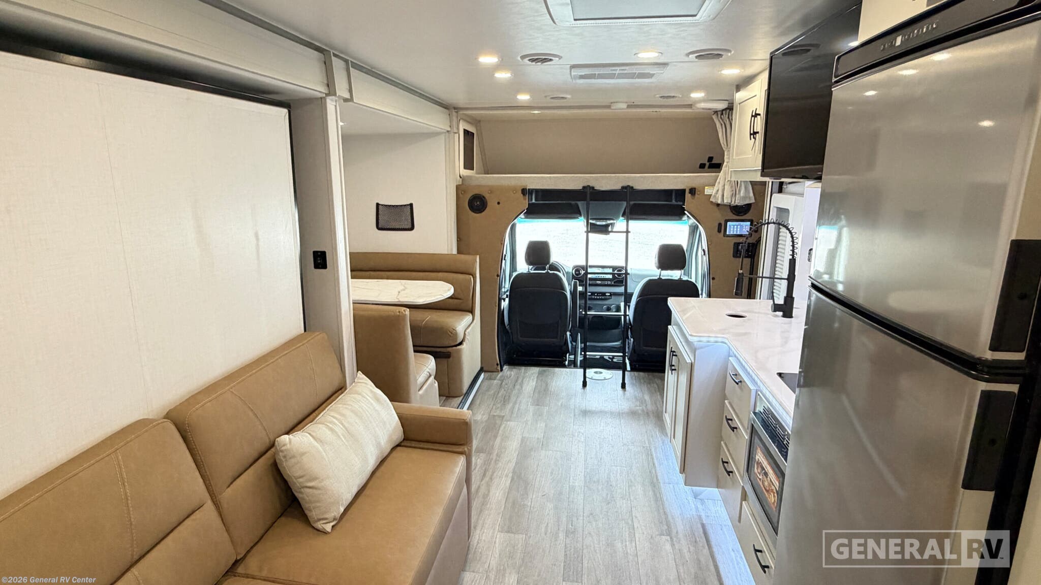 New 2025 Dynamax Corp ISATA 24SSSFXM available in Mesa, Arizona