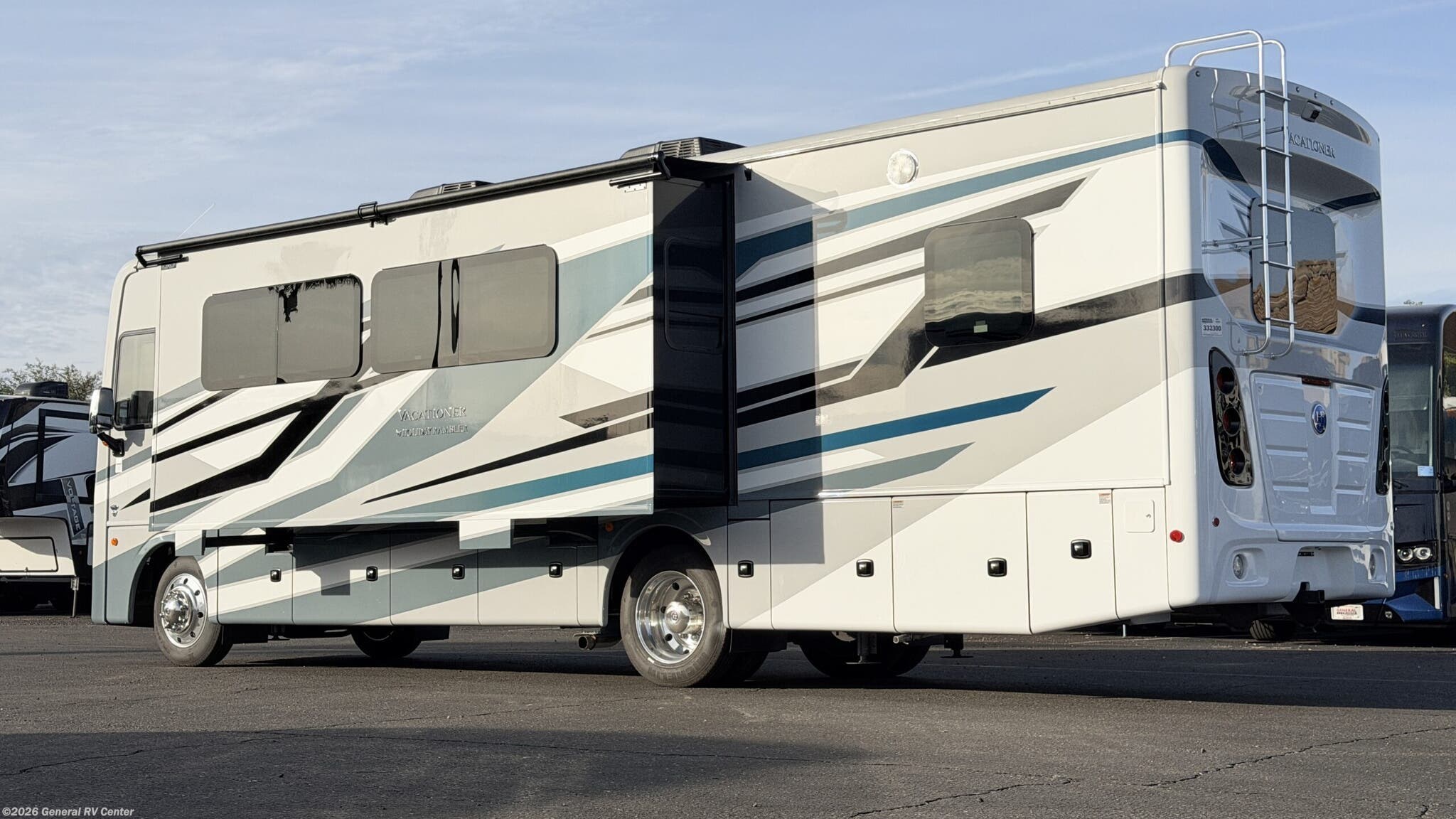 2026 Vacationer 33C by Holiday Rambler from General RV Center in Mesa, Arizona