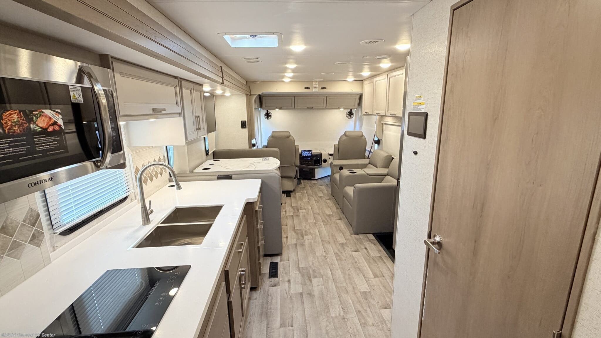 New 2026 Thor Motor Coach Palazzo GT 33.6 available in Mesa, Arizona