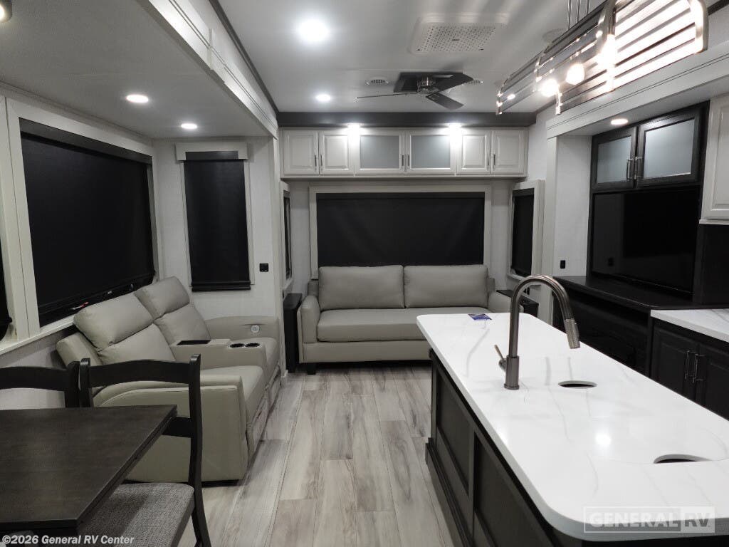 2025 Keystone Alpine 3303CK-3A - New Fifth Wheel For Sale by General RV Center in Mesa, Arizona