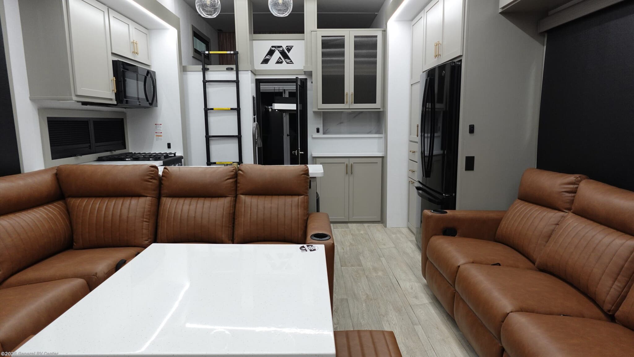 2026 Axiom Vendetta V4250 - New Fifth Wheel For Sale by General RV Center in Mesa, Arizona