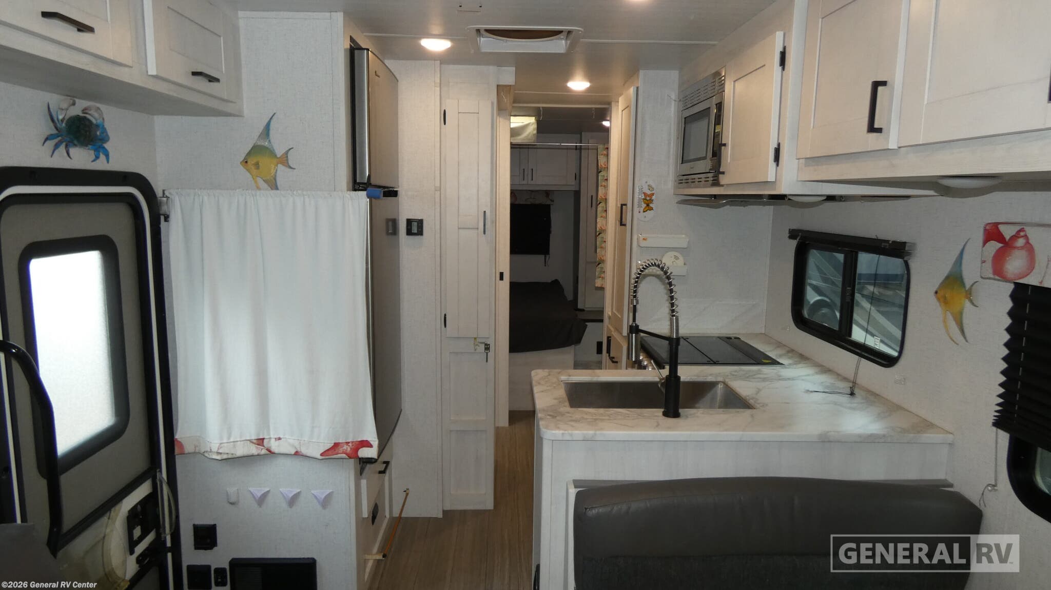 2022 East to West Entrada 2700NS - Used Class C For Sale by General RV Center in Mesa, Arizona
