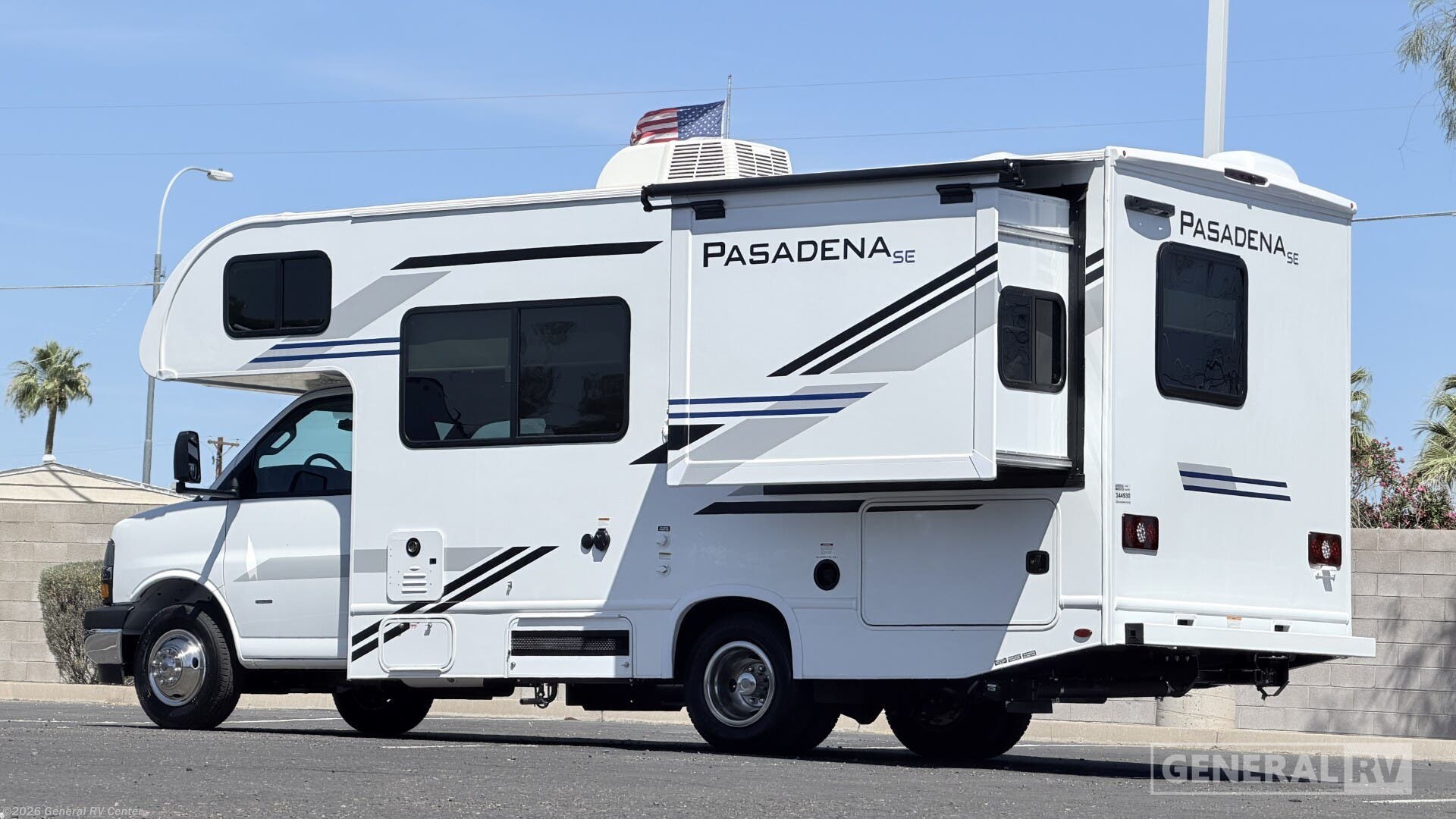 2026 Pasadena SE SZ22 Chevy by Thor Motor Coach from General RV Center in Mesa, Arizona