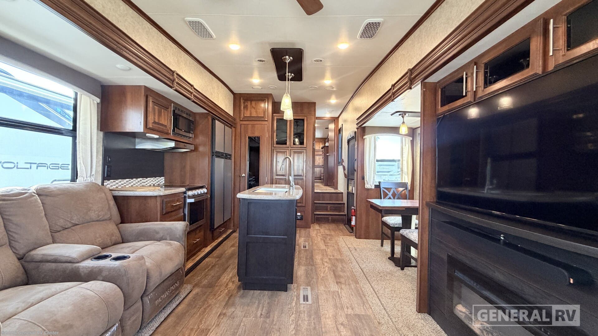 Used 2018 Jayco Eagle 317RLOK available in Mesa, Arizona