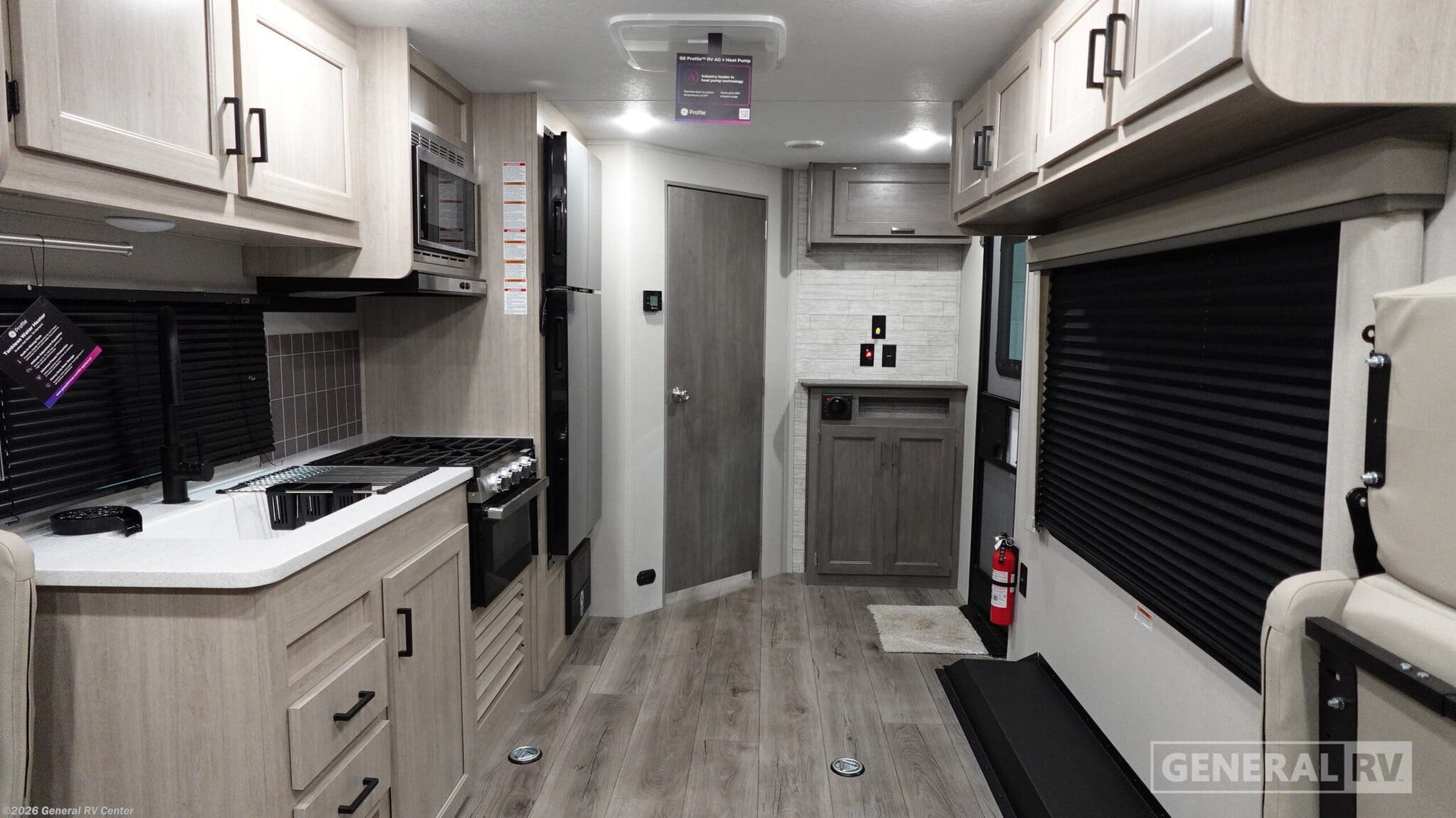 New 2026 Coachmen Catalina 26TH available in Mesa, Arizona