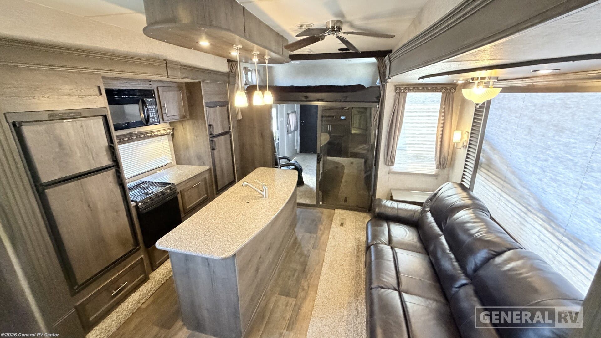 2015 Eclipse Iconic 3914C - Used Fifth Wheel For Sale by General RV Center in Mesa, Arizona