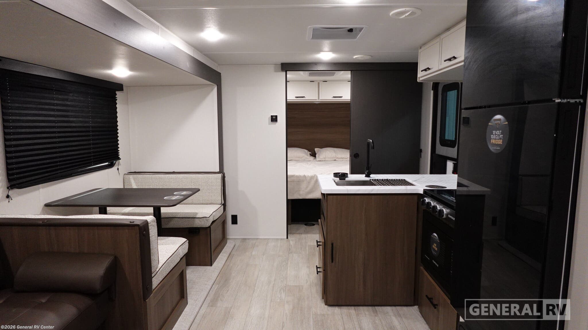 New 2027 Prime Time Avenger 26DBS available in Mesa, Arizona