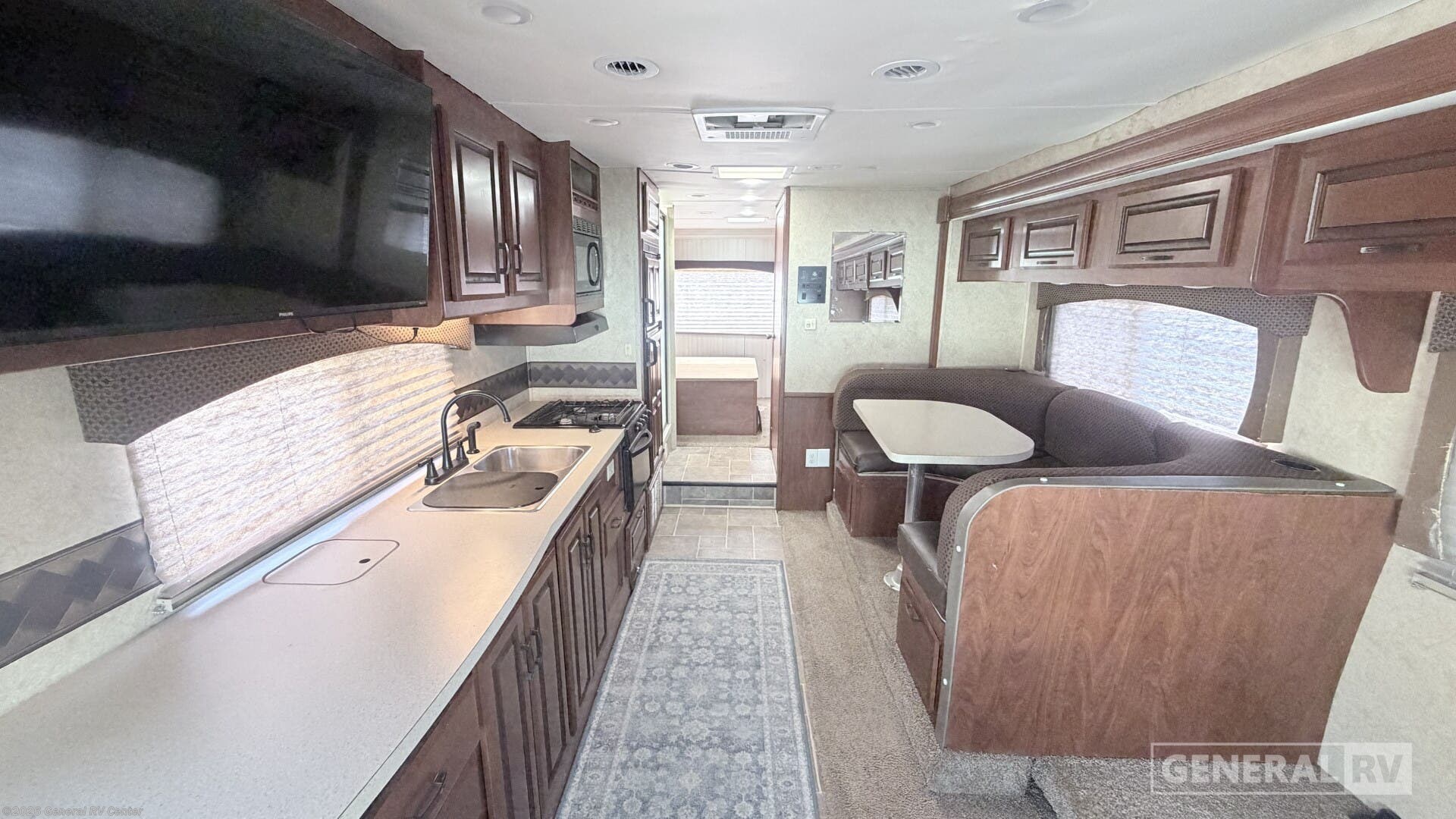 2013 Forest River Forester Classic 3011DS Ford - Used Class C For Sale by General RV Center in Mesa, Arizona