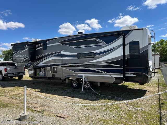 2022 Keystone Montana Legacy 3231CK - Used Fifth Wheel For Sale by For Sale By Owner in Findlay, Ohio