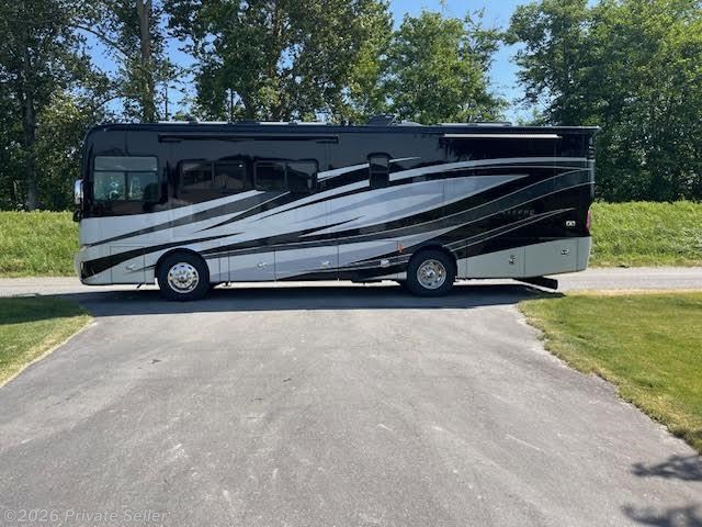 2018 Tiffin Allegro Red 33 AA - Used Class A For Sale by For Sale By Owner in Mount Vernon, Washington features Slideout, Microwave, CD Player, LP Detector, Air Assist Suspension