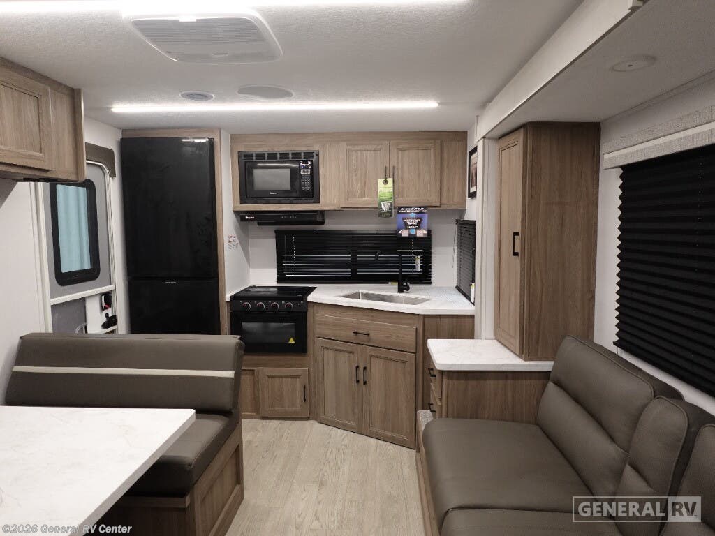 2025 Coachmen Freedom EXPRS 247SE - New Travel Trailer For Sale by General RV Center in Longmont, Colorado