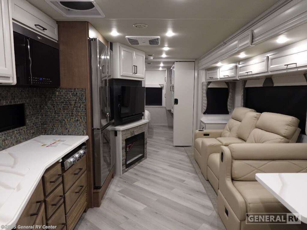 2026 Fleetwood Bounder 33C - New Class A For Sale by General RV Center in Longmont, Colorado