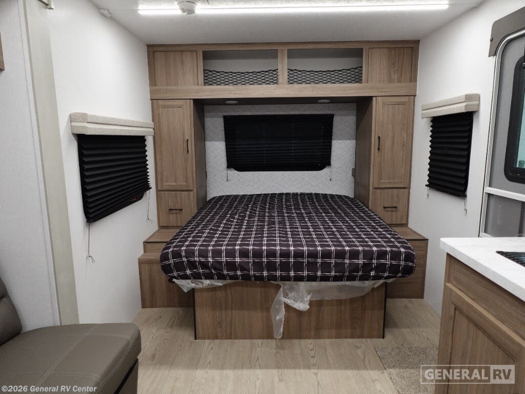 New 2026 Coachmen Freedom EXPRS 18SE available in Longmont, Colorado