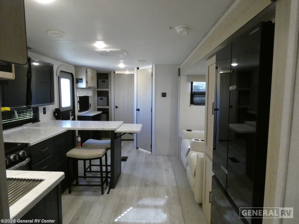 2025 Prime Time Avenger 25MKO - New Travel Trailer For Sale by General RV Center in Longmont, Colorado