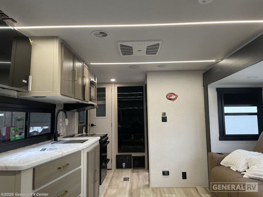 2025 Forest River SALEM-HEM 19RBHL - New Travel Trailer For Sale by General RV Center in Longmont, Colorado