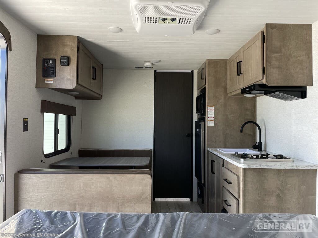 2025 Keystone Springdale 1700FQ - New Travel Trailer For Sale by General RV Center in Longmont, Colorado