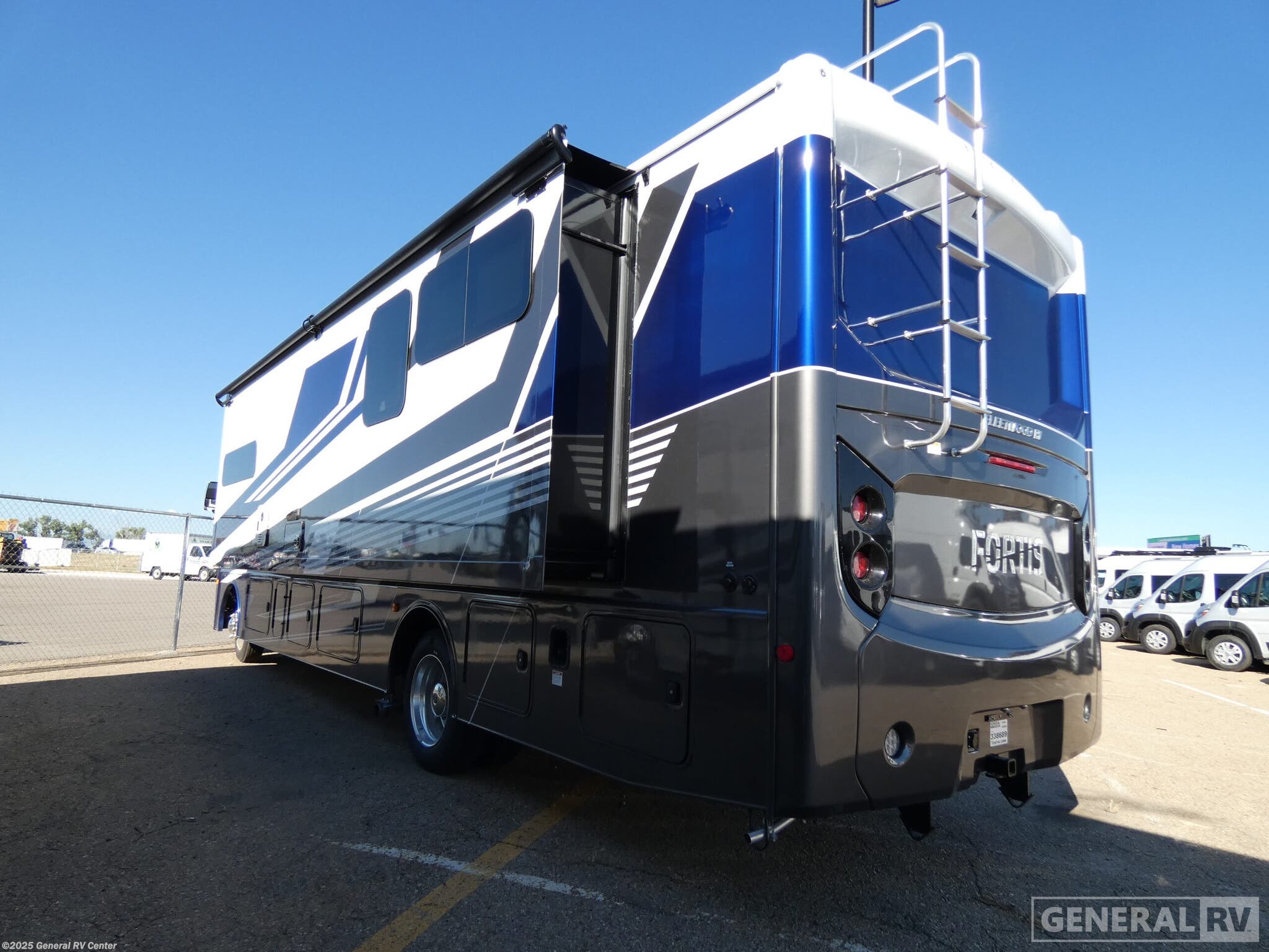 New 2026 Fleetwood Fortis 32RW available in Longmont, Colorado