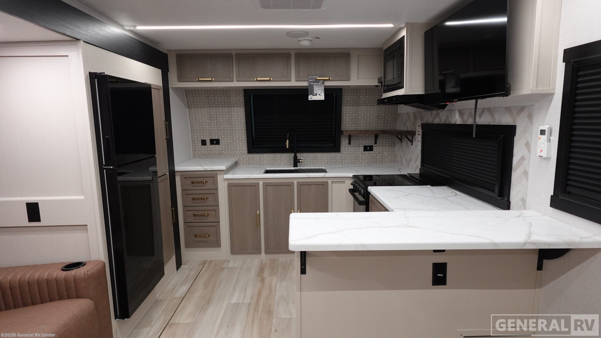 New 2026 Forest River SALEM-HEM 261FKRB available in Longmont, Colorado