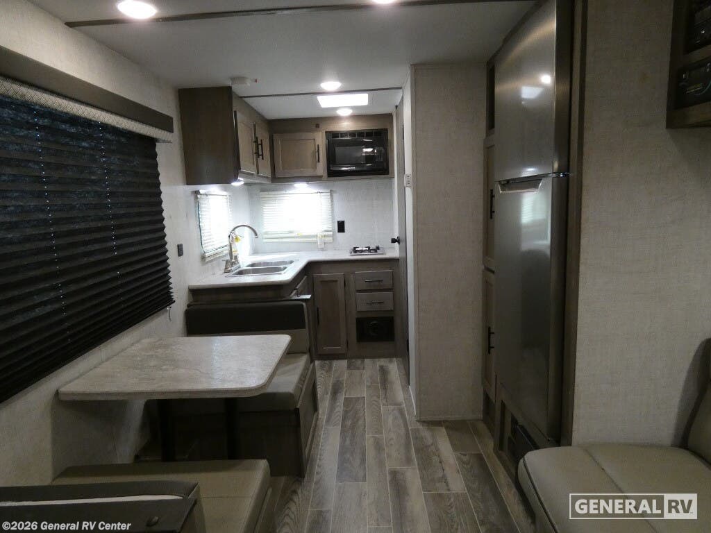 2022 Gulf Stream AMERILITE 199RK - Used Travel Trailer For Sale by General RV Center in Longmont, Colorado